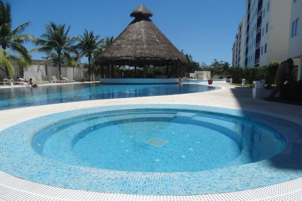 Yikal Suites By Andiani Travel Cancun Exterior photo