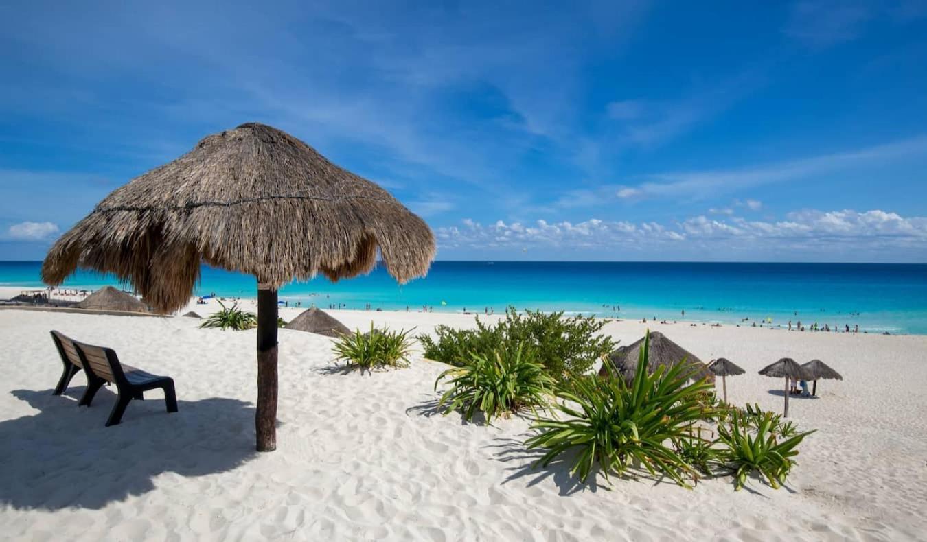 Yikal Suites By Andiani Travel Cancun Exterior photo